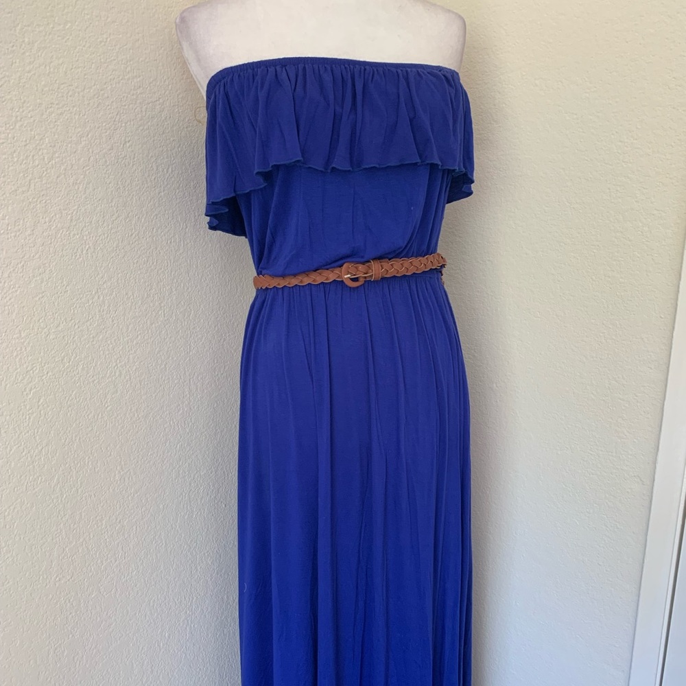 Strapless blue maxi dress with belt